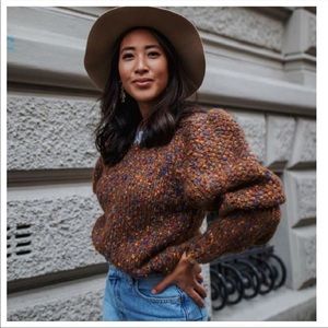 SOLD Puff Sleeves Sweater